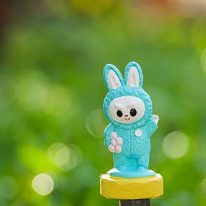 Tượng Thạch Cao Labuu Size 13cm