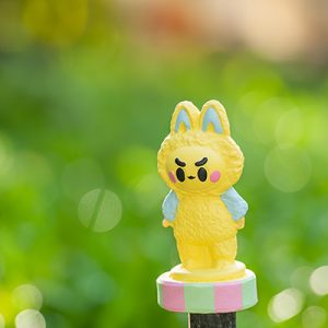 Tượng Thạch Cao Labuu Size 13cm