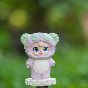 Tượng Thạch Cao Baby Three Đứng Cười